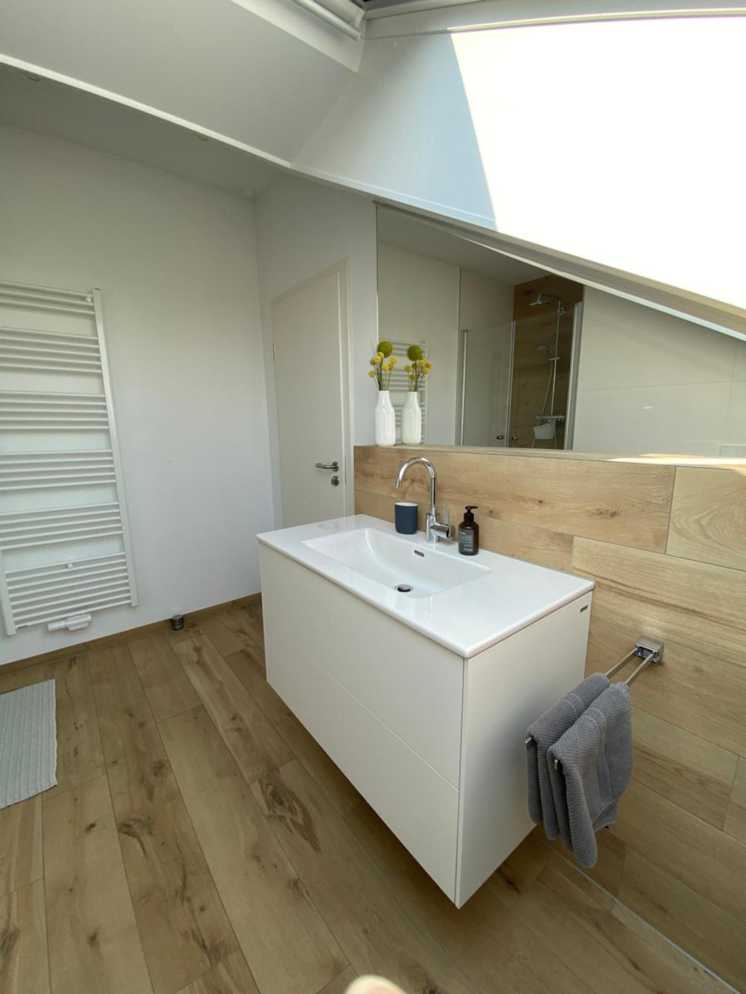 Kling Am See Friedrichshafen Bilik gambar